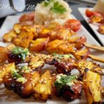 Brochetas de pollo pi&ntilde;a y manzana con freidora de aire