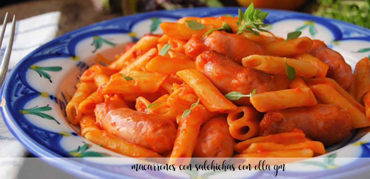 Macarrones con salchichas en olla GM