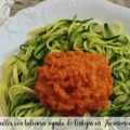 Zoodles con boloñesa rápida de lentejas en Thermomix