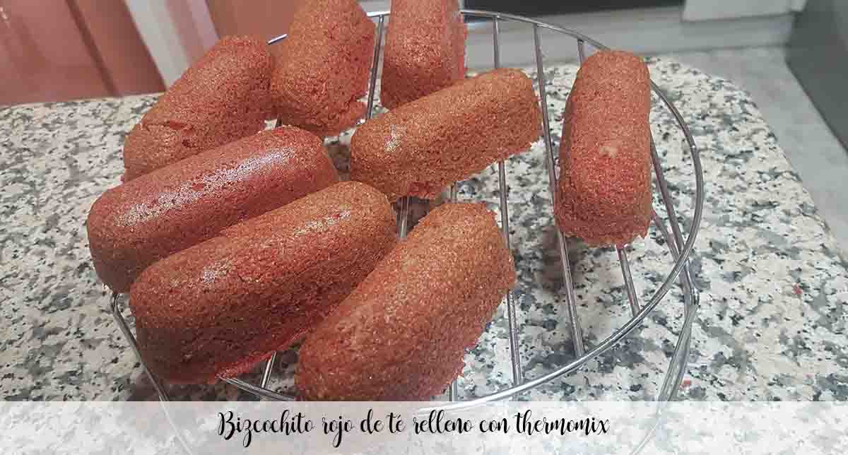 Torta al tè rosso farcita con Bimby Torta al tè rosso farcita con Bimby