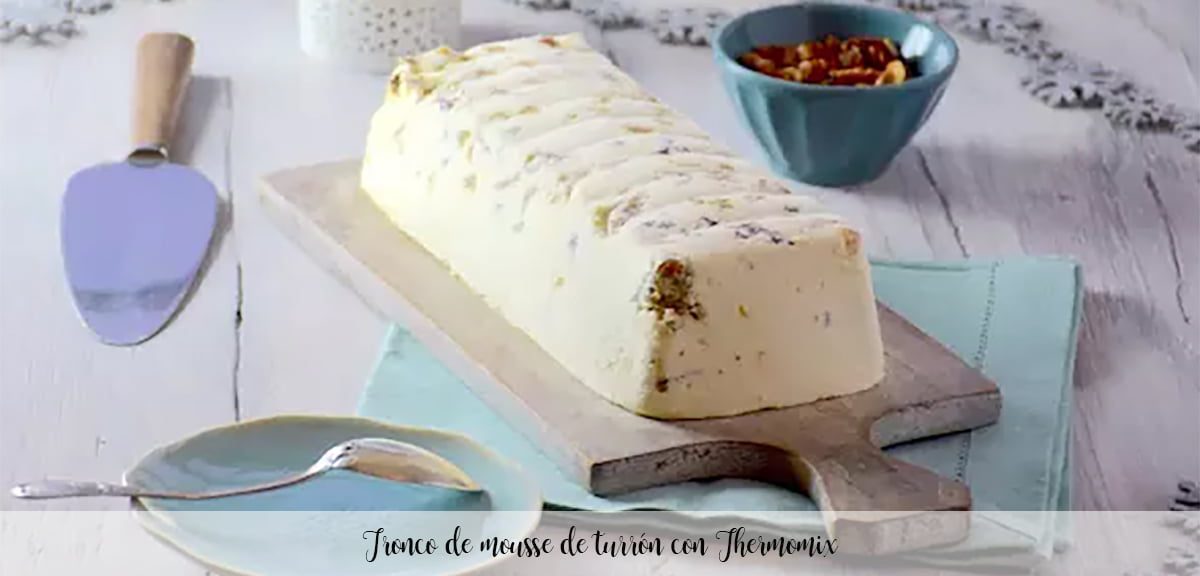 Bauletto di mousse al torrone con il Bimby Bauletto di mousse al torrone con il Bimby