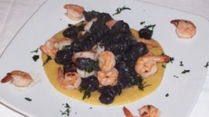 Gnocchi neri con gamberi con Bimby