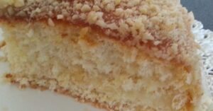 Torta alla crema surgelata con pralina di mandorle con Bimby