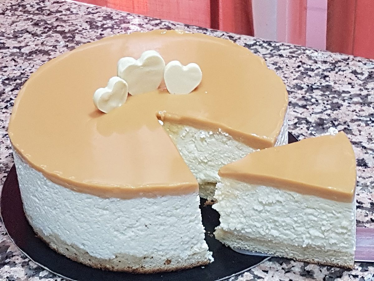 Torta con mousse al cioccolato e caramello con Bimby