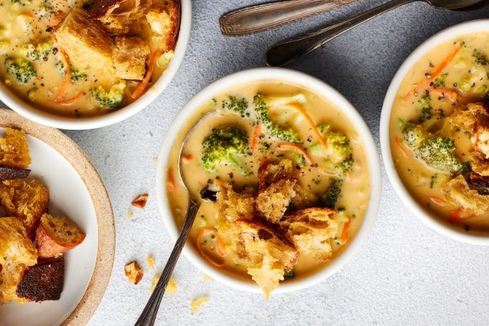 Zuppa di broccoli e formaggio cheddar nel Bimby