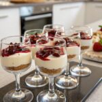Cheesecake alle ciliegie con Bimby in bicchieri